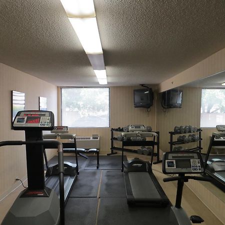 Gateway Hotel Dallas Park Central 외부 사진