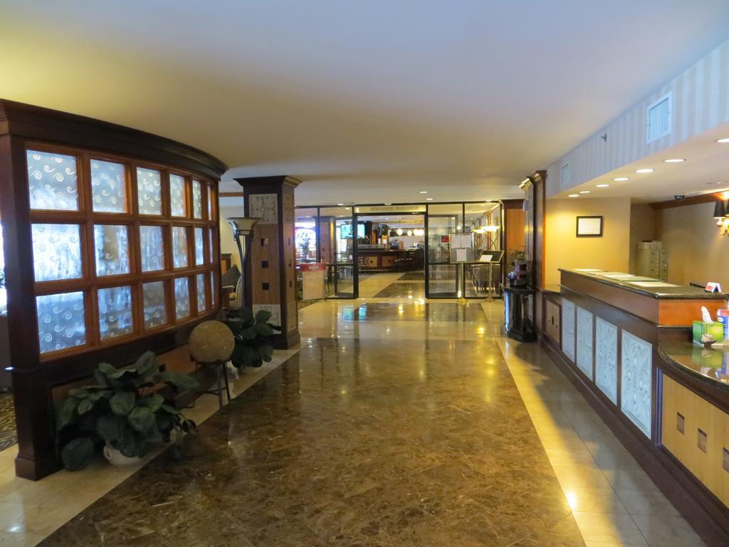 Gateway Hotel Dallas Park Central 외부 사진