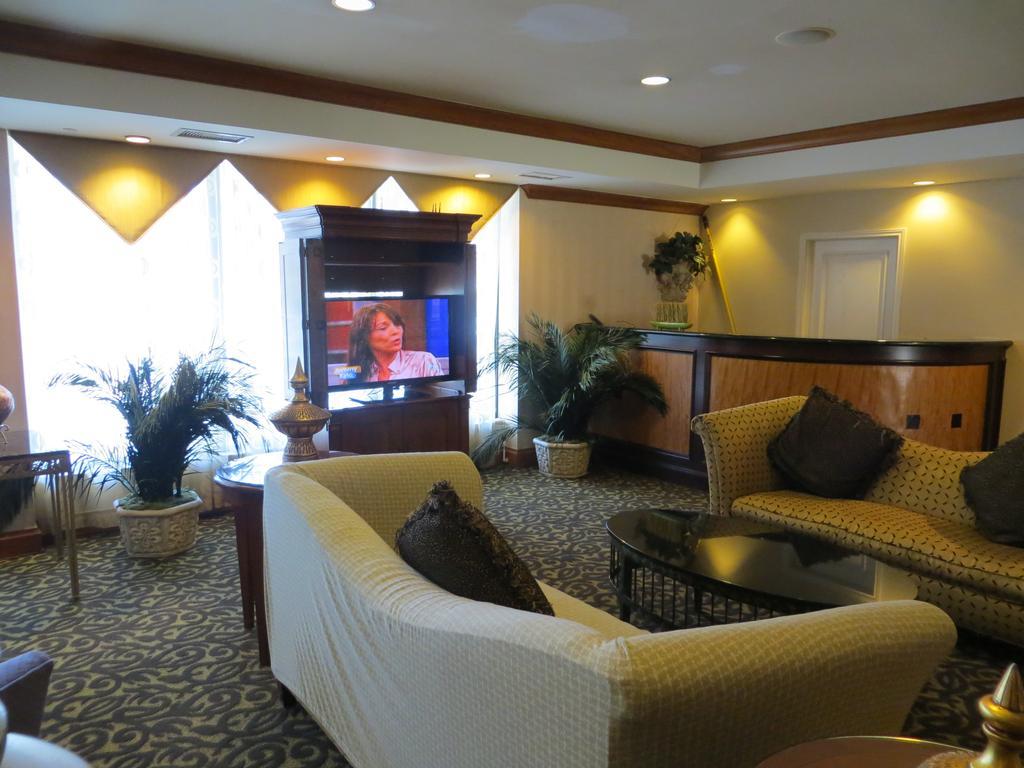 Gateway Hotel Dallas Park Central 외부 사진