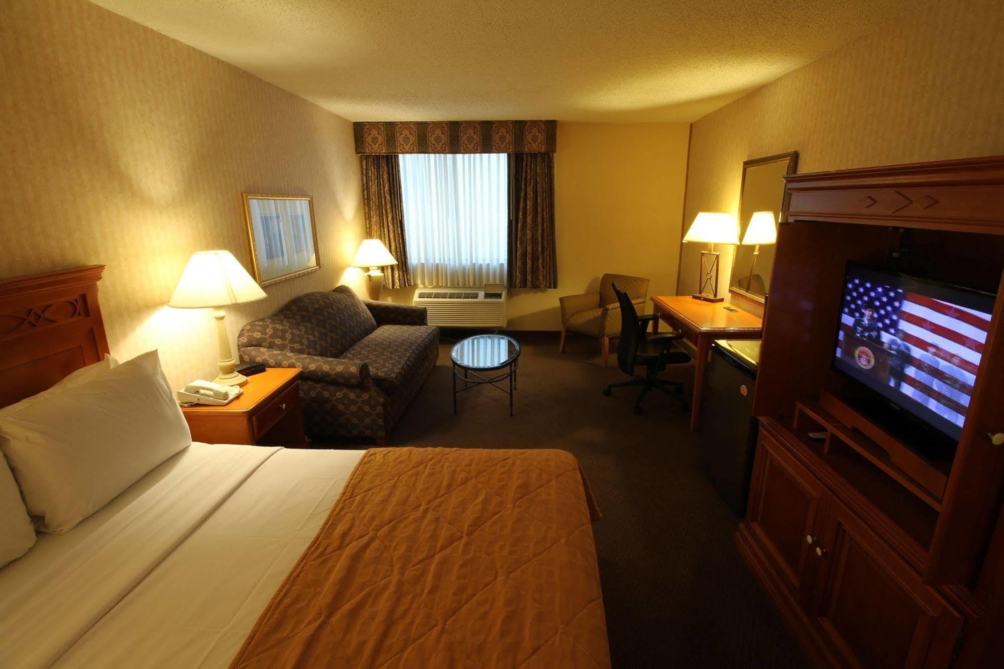Gateway Hotel Dallas Park Central 외부 사진